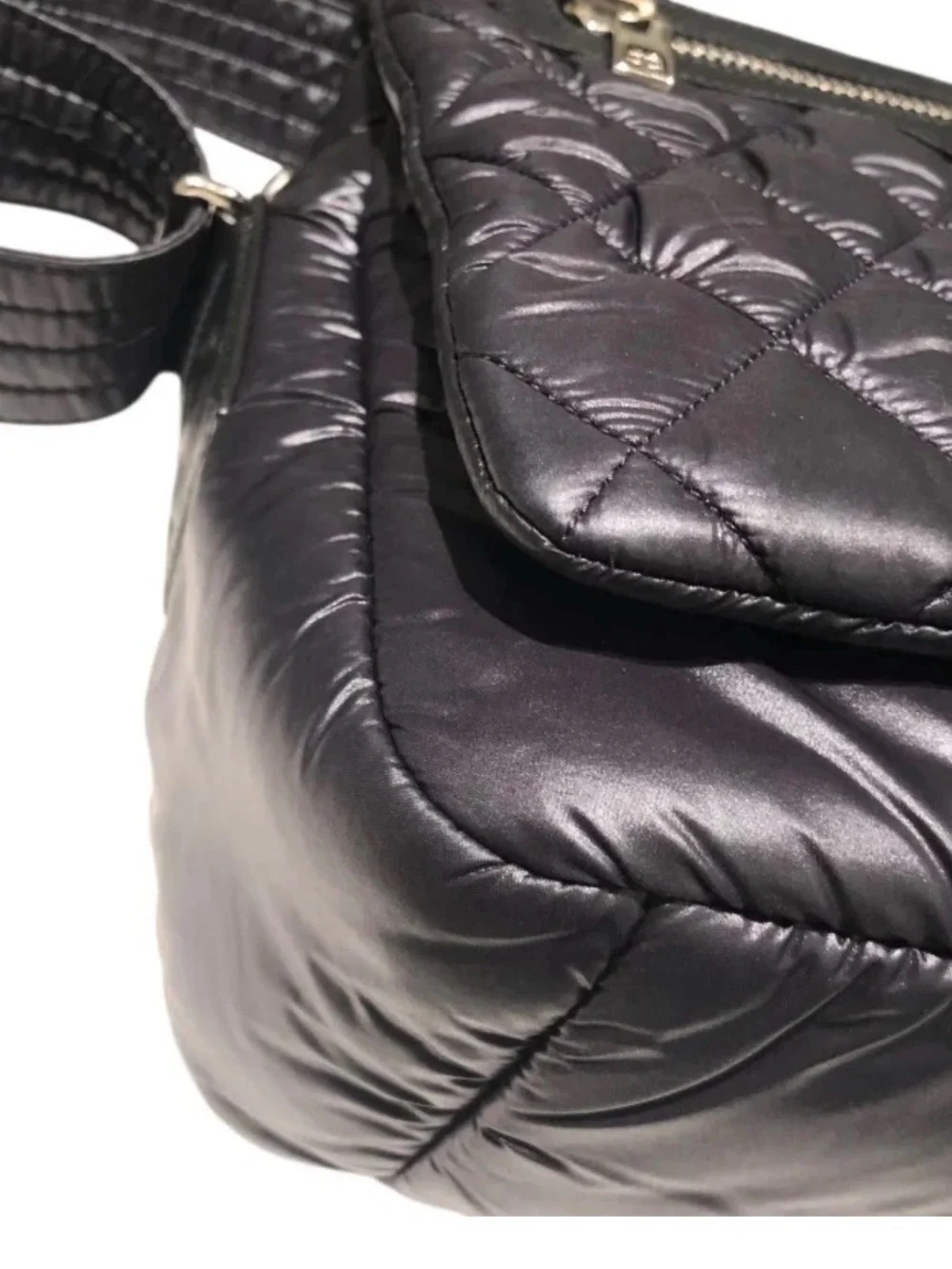 CHANEL guaranteed authentic
